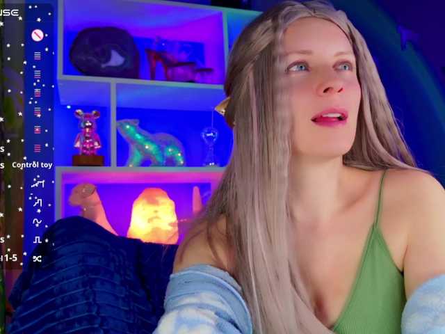 -Fresh-'s BongaCams show and profile