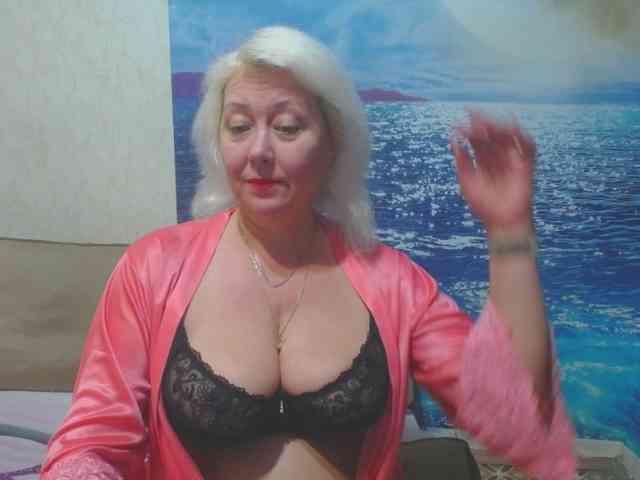 CaronCapella Live Webcam on BongaCams