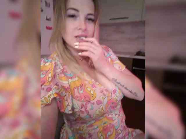 adult sex chatroom White-angel-1