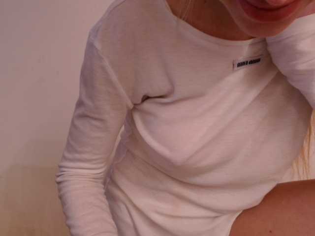 ladayy's BongaCams show and profile