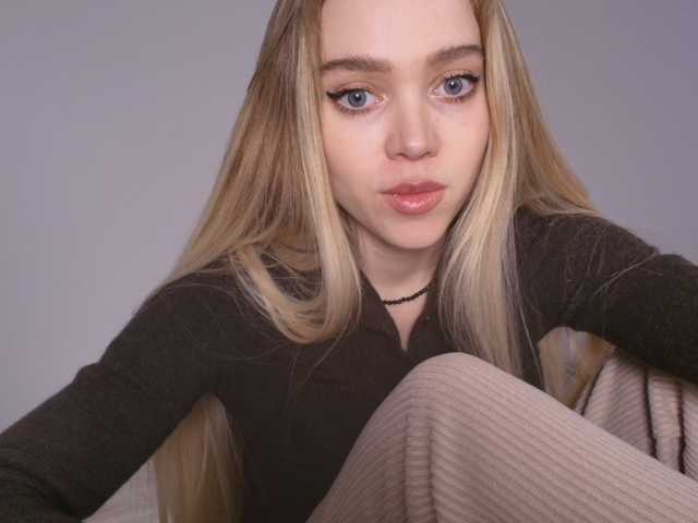 ladayy's BongaCams show and profile