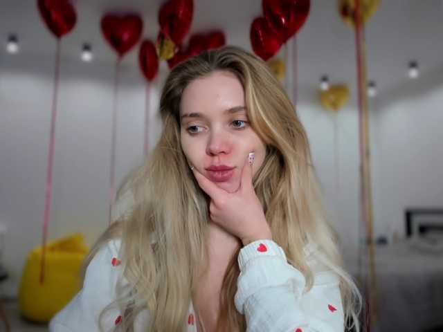 ladayy's BongaCams show and profile