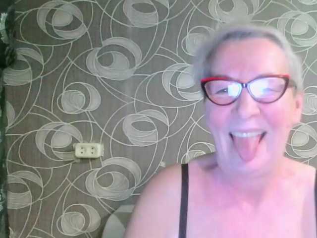Svetulya50's BongaCams show and profile