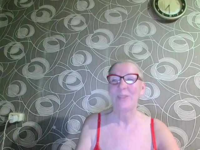 Svetulya50's BongaCams show and profile