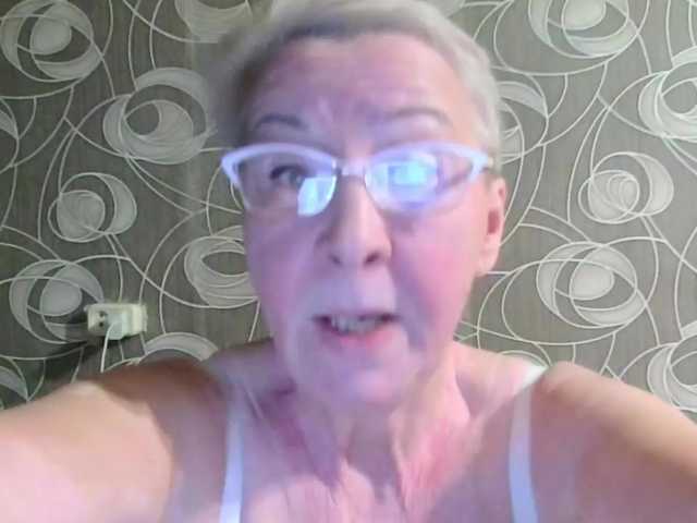 Svetulya50's BongaCams show and profile