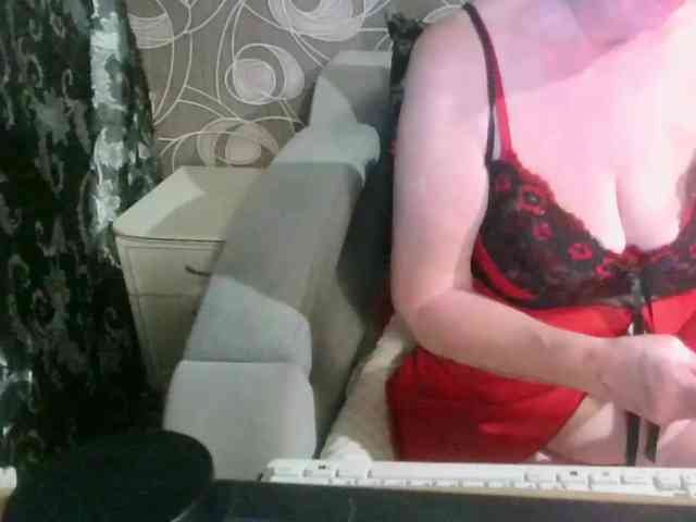 Svetulya50 Live Webcam on BongaCams