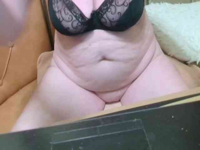 Svetulya50 Live Webcam on BongaCams