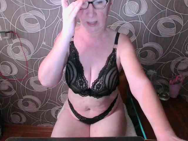 Svetulya50 Live Webcam on BongaCams