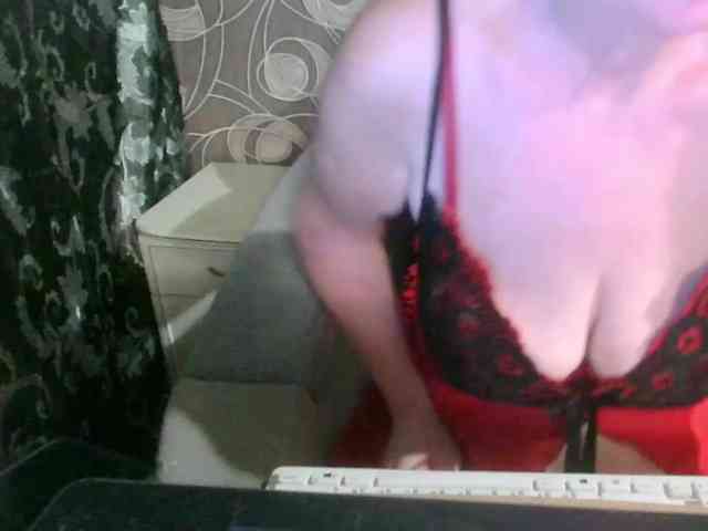 Svetulya50 Live Webcam on BongaCams