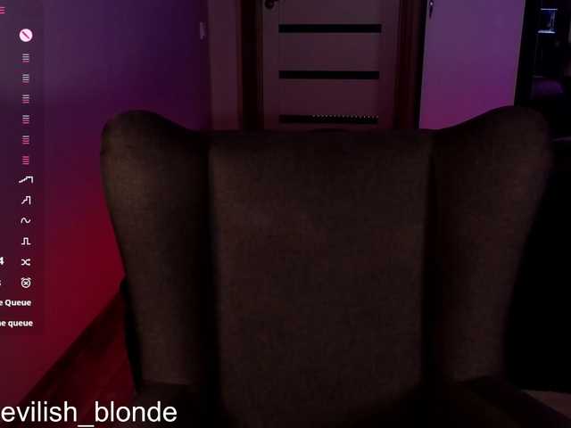 MikaKisa66624's BongaCams show and profile