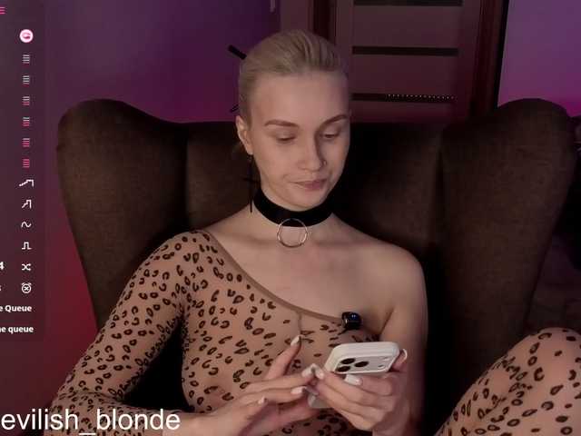 MikaKisa66624's BongaCams show and profile