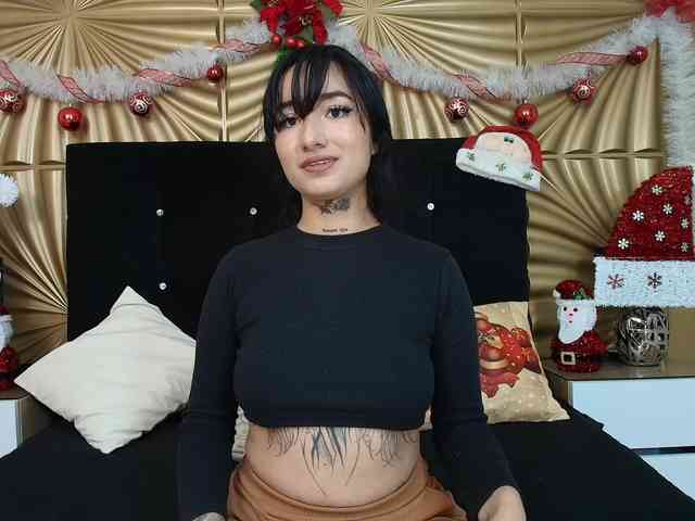 emmily-keller webcam