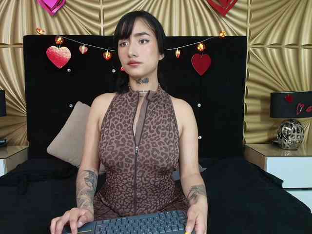 emmily-keller webcam