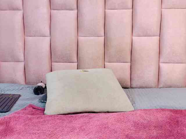 emmily-keller webcam