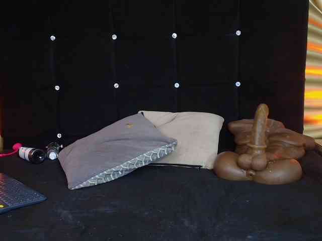 emmily-keller webcam