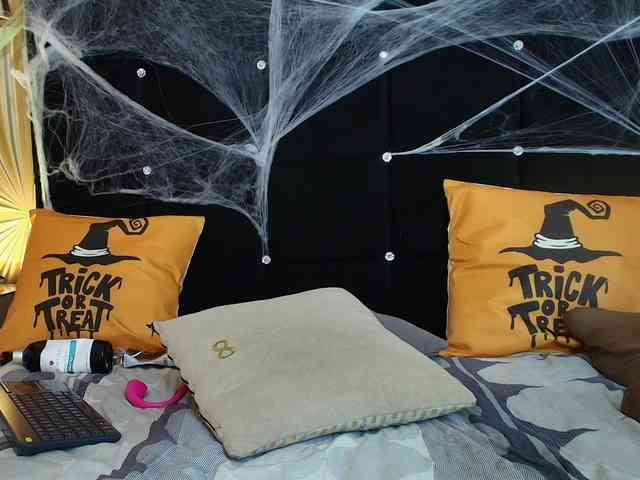 emmily-keller webcam