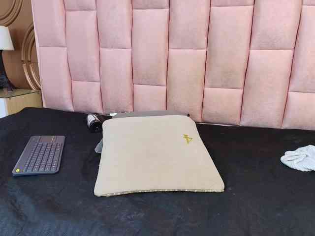 emmily-keller webcam