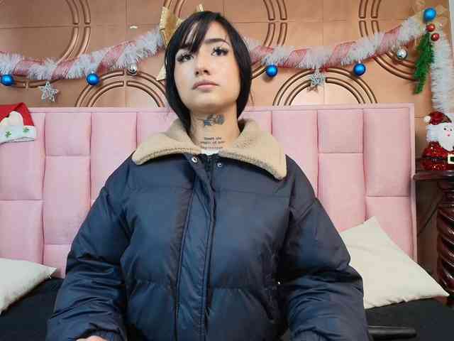 emmily-keller webcam