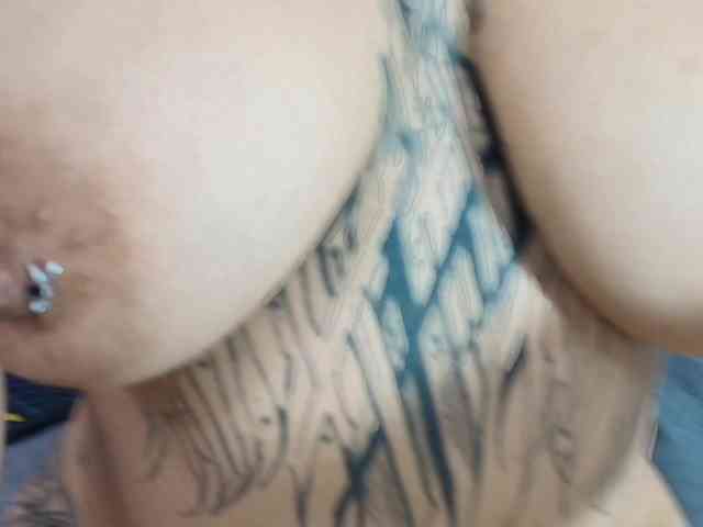 emmily-keller webcam