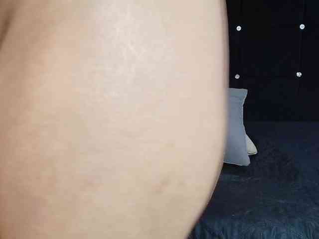 emmily-keller webcam