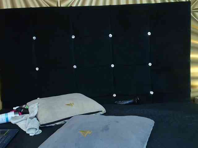 emmily-keller webcam