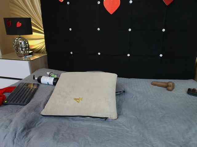 emmily-keller webcam