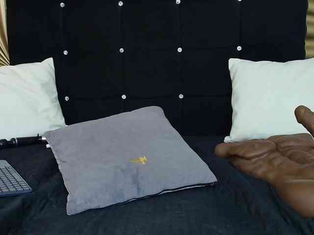 emmily-keller webcam