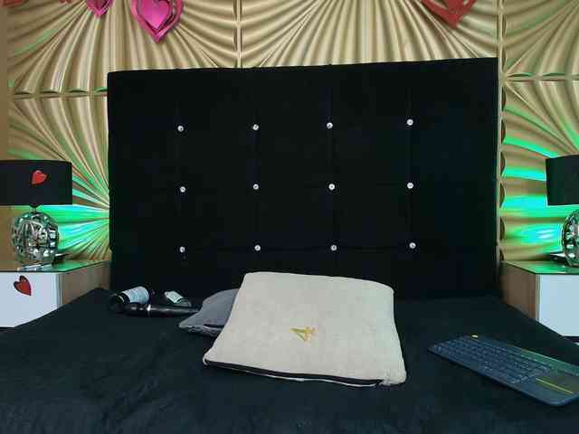 emmily-keller webcam