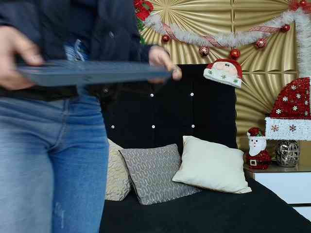 emmily-keller webcam