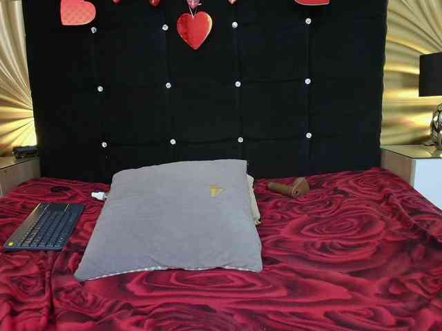 emmily-keller webcam