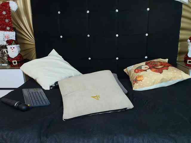 emmily-keller webcam