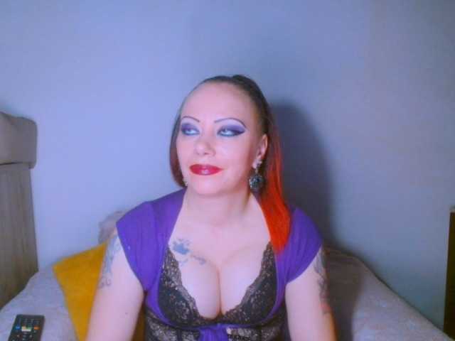 alicesensuel's BongaCams show and profile