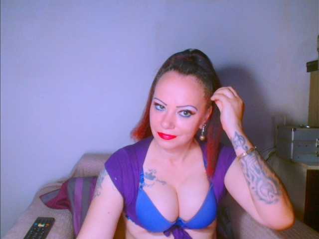 alicesensuel's BongaCams show and profile