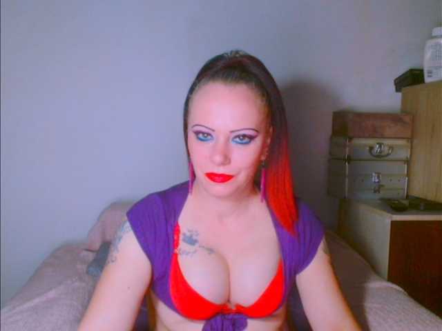 alicesensuel's BongaCams show and profile