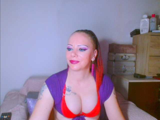 alicesensuel's BongaCams show and profile