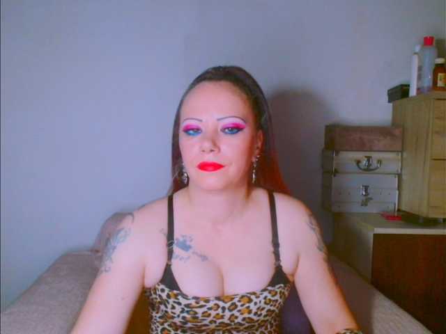 alicesensuel's BongaCams show and profile