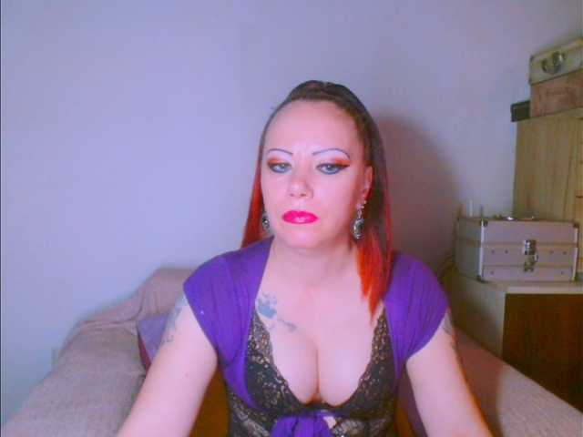 alicesensuel's BongaCams show and profile