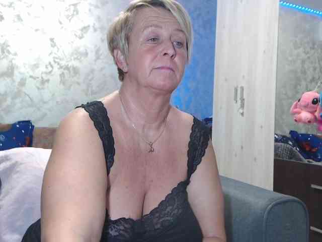 LovePinkLilli LovePinkLilli