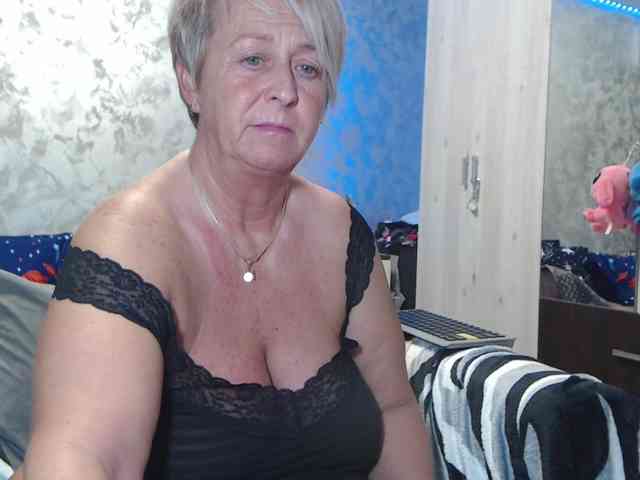 LovePinkLilli LovePinkLilli