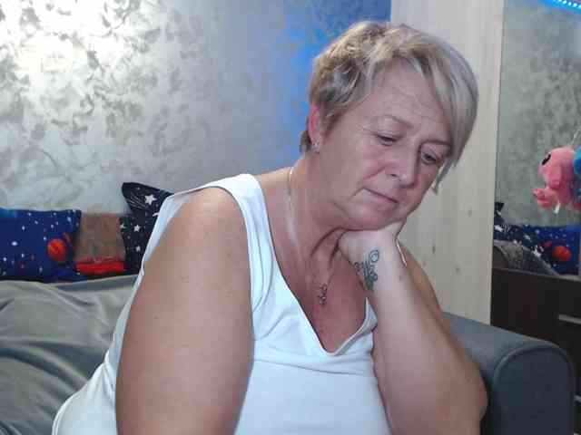 LovePinkLilli LovePinkLilli