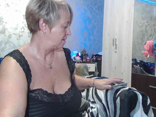 LovePinkLilli LovePinkLilli