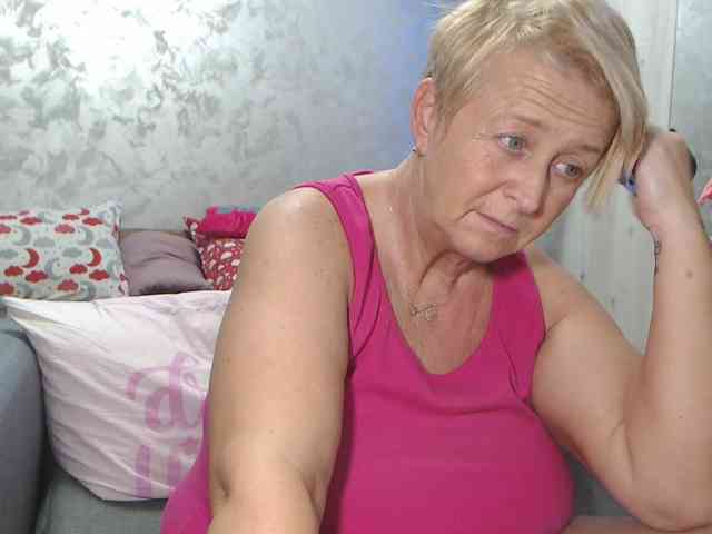 LovePinkLilli LovePinkLilli