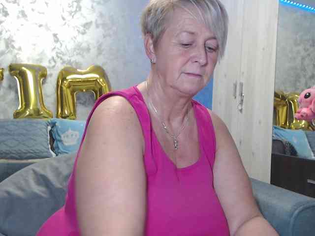 LovePinkLilli LovePinkLilli