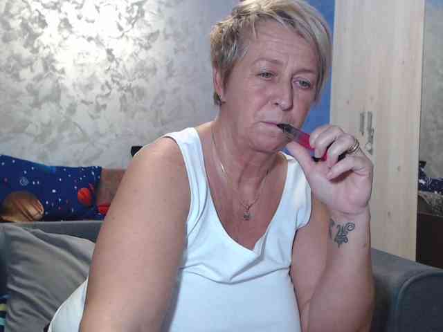 LovePinkLilli LovePinkLilli