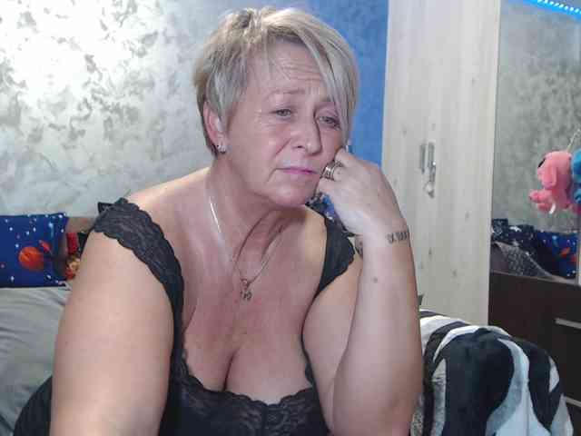 LovePinkLilli LovePinkLilli