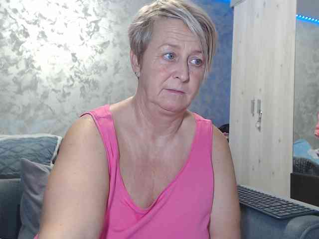 LovePinkLilli LovePinkLilli