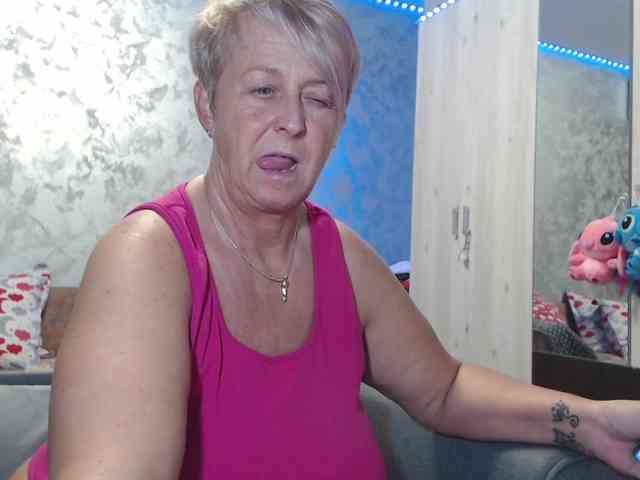 LovePinkLilli LovePinkLilli