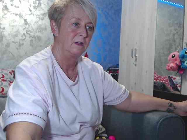 LovePinkLilli LovePinkLilli