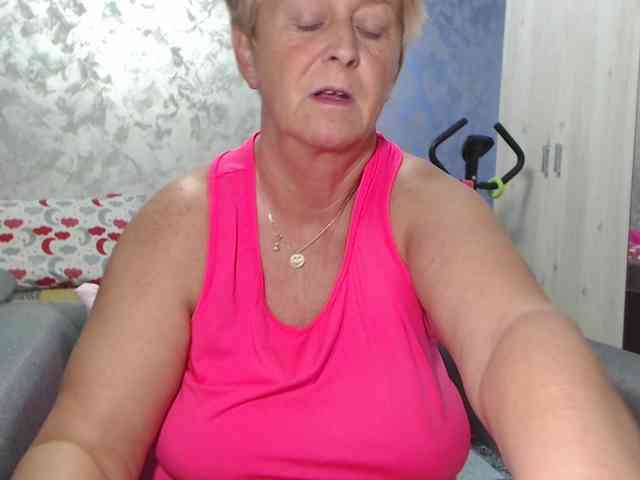 LovePinkLilli Live Webcam on BongaCams