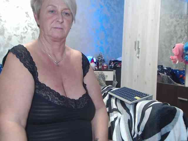 LovePinkLilli LovePinkLilli